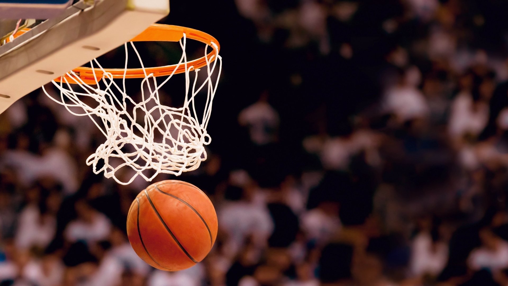 随机伤病潮：哪些关键球员可能缺席未来比赛？，nba球员缺席比赛有工资吗