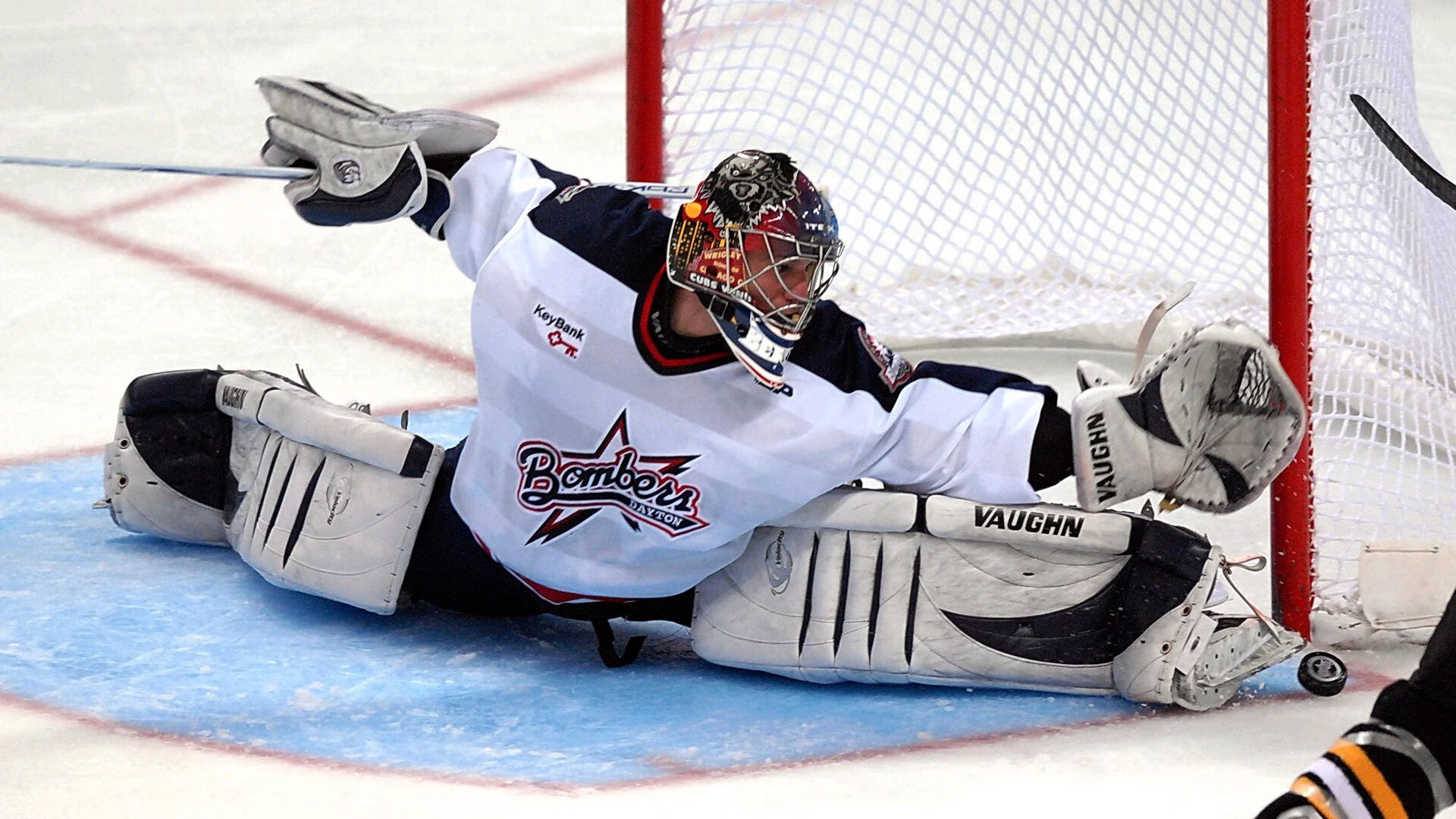 替补奇兵打乱既定防线节奏