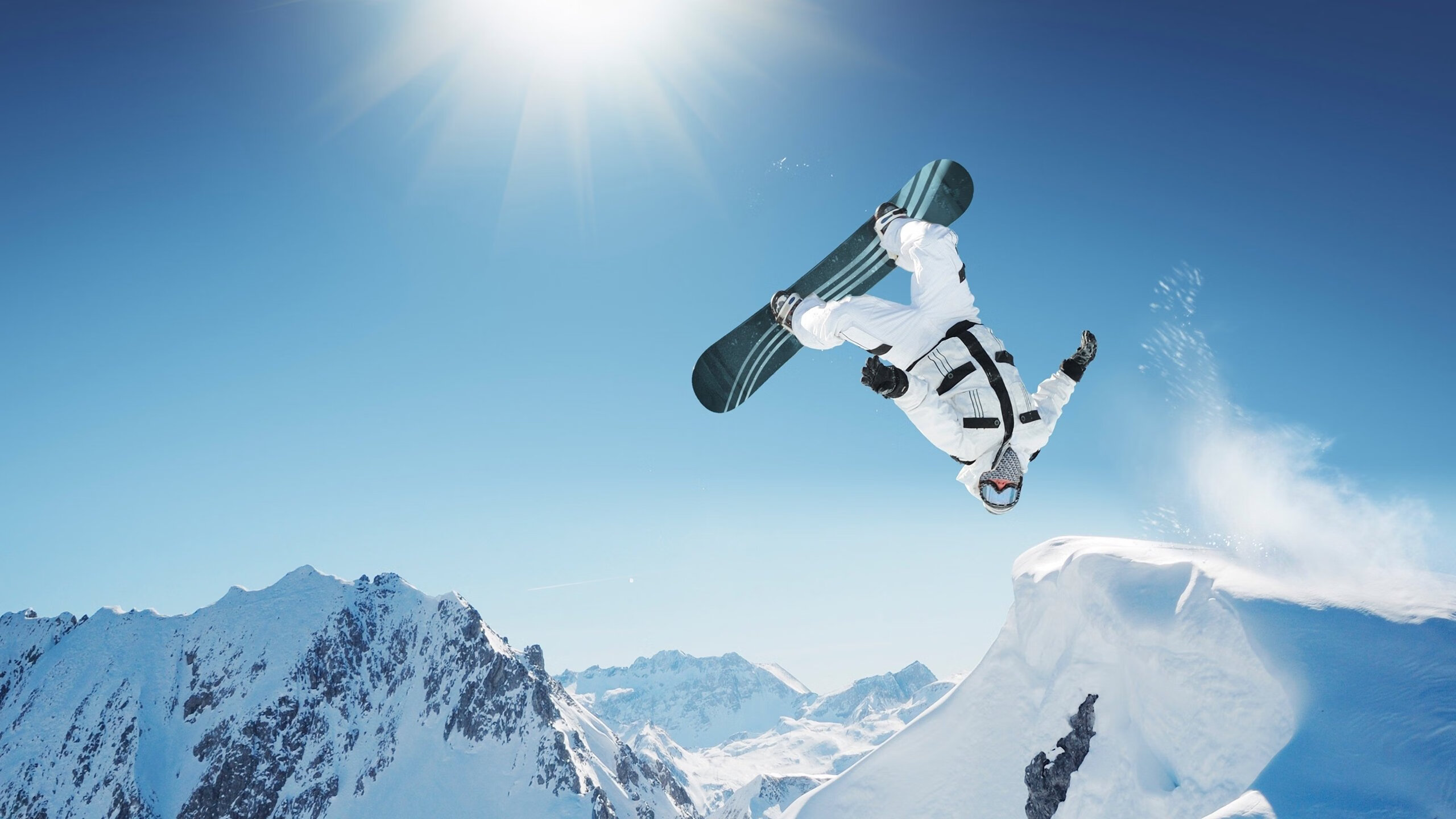 全数字化驾驶舱:未来的驾驶体验,数字驾驶舱更新3.0